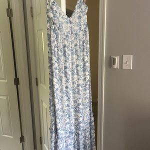 Lulus medium maxi dress